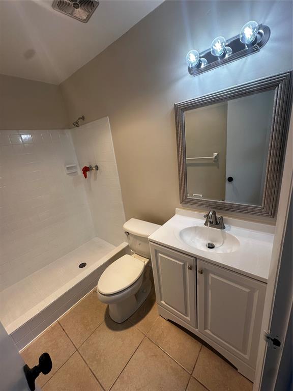 941 Crystal Lake Drive, Unit 201 Deerfield Beach, FL 33064 - Photo 14 of 27