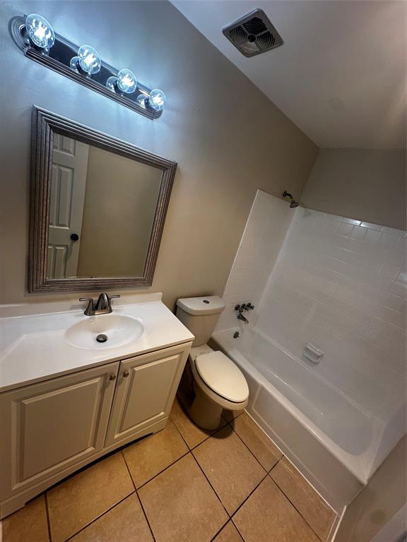 941 Crystal Lake Drive, Unit 201 Deerfield Beach, FL 33064 - Photo 22 of 27