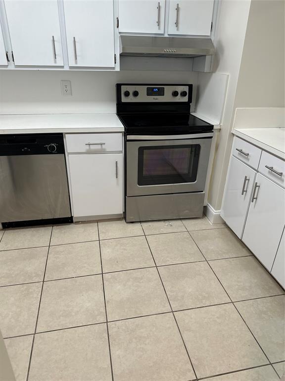 941 Crystal Lake Drive, Unit 201 Deerfield Beach, FL 33064 - Photo 5 of 27