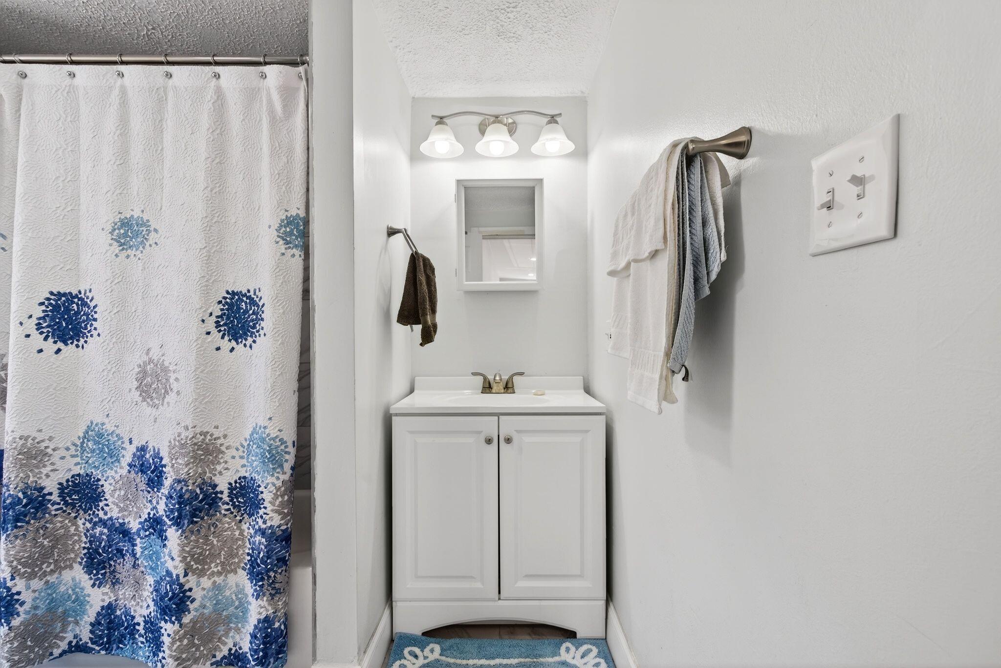 86 Turner Street Buckfield, ME 04220 - Photo 28 of 55 33_DSC01261