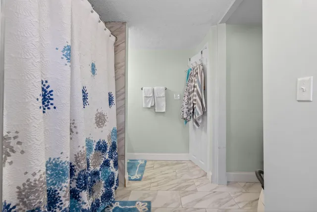 $275,000 | 86 Turner Street, Buckfield, ME 04220