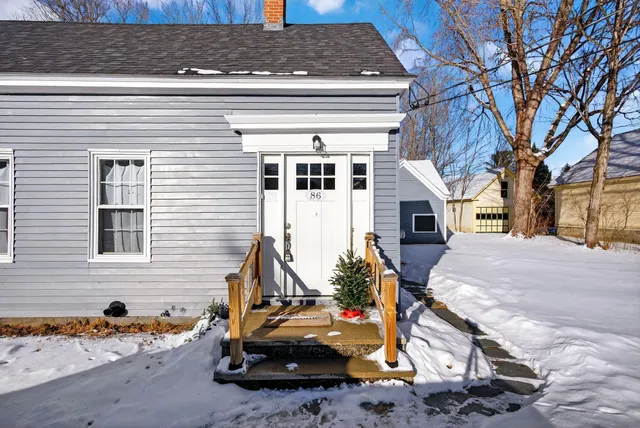 $275,000 | 86 Turner Street, Buckfield, ME 04220
