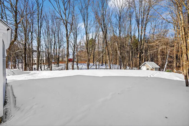 $275,000 | 86 Turner Street, Buckfield, ME 04220