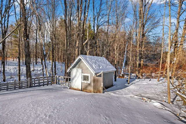 $275,000 | 86 Turner Street, Buckfield, ME 04220