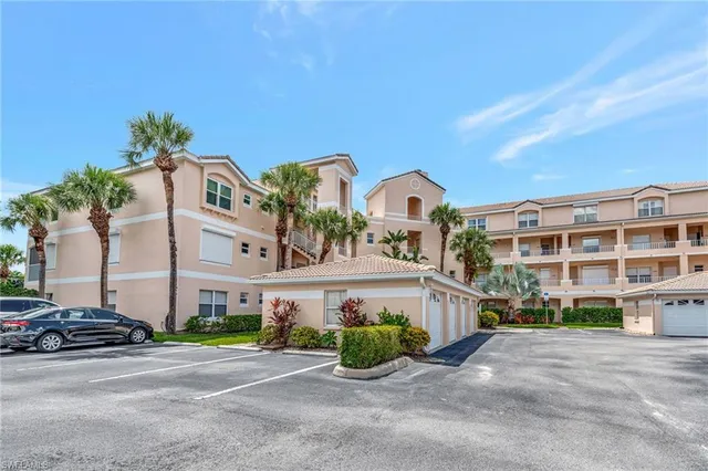 $255,000 | 992 Woodshire Lane, Unit D303, Naples, FL 34105
