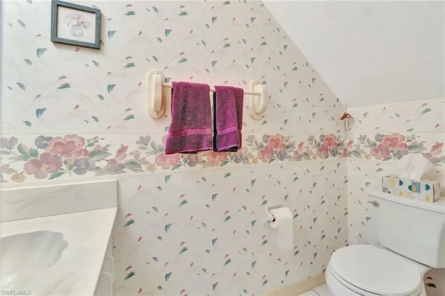 $255,000 | 992 Woodshire Lane, Unit D303, Naples, FL 34105