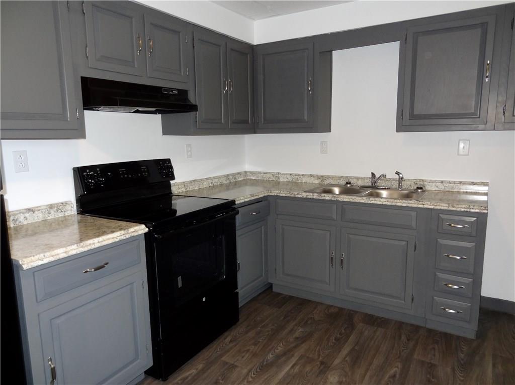 706 Virginia Avenue Rochester, PA 15074 - Photo 5 of 12
