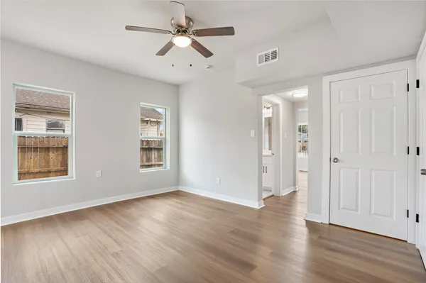 $1,195 | 1115 Hogan Street, Unit 1, Houston, TX 77009