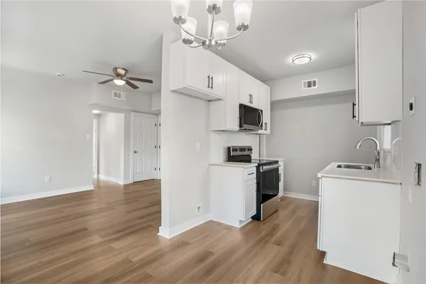 $1,195 | 1115 Hogan Street, Unit 1, Houston, TX 77009