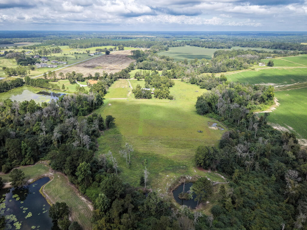 182 Lumby Smith Road Adel, GA 31620 - Photo 7 of 14 Gallery Image 7