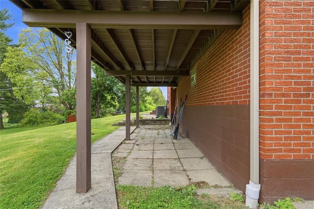 91 Bellview Circle McKees Rocks, PA 15136 - Photo 39 of 50 Gallery Image 39