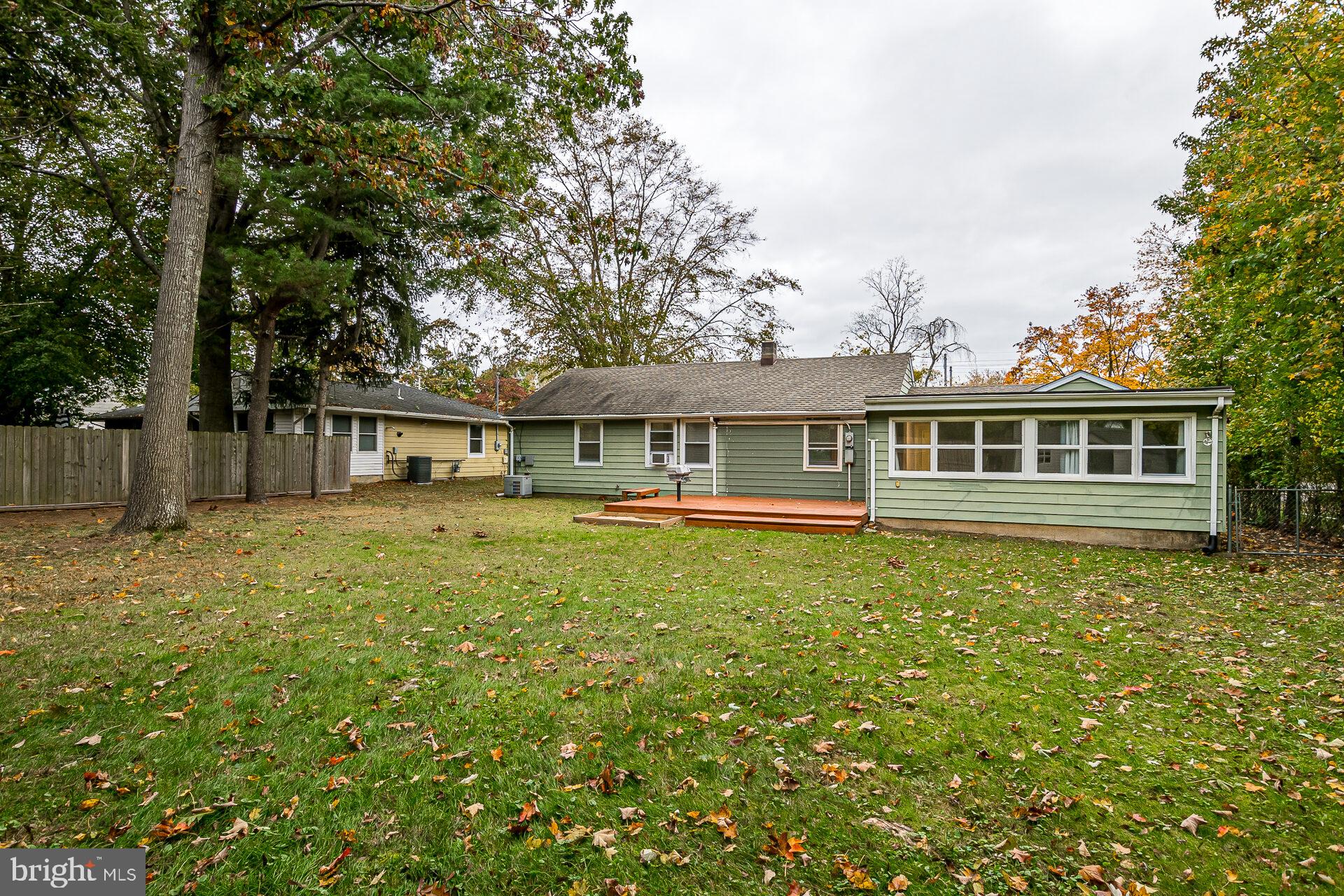 47 Wallace Road Princeton Junction, NJ 08550 - Photo 23 of 27 a front view of a house with a garden