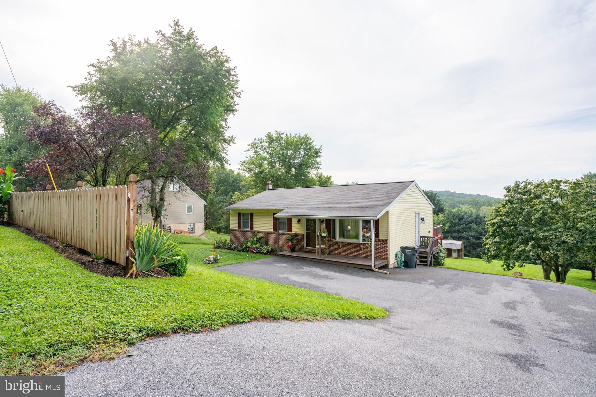 239 Stony Hill Road Quarryville, PA 17566 - Photo 2 of 25 Gallery Image 2