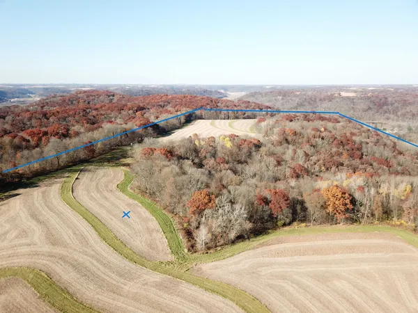 $2,110,000 | 27802 Sunny Lane, Steuben, WI 54657