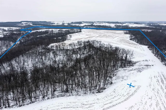 $2,110,000 | 27802 Sunny Lane, Steuben, WI 54657