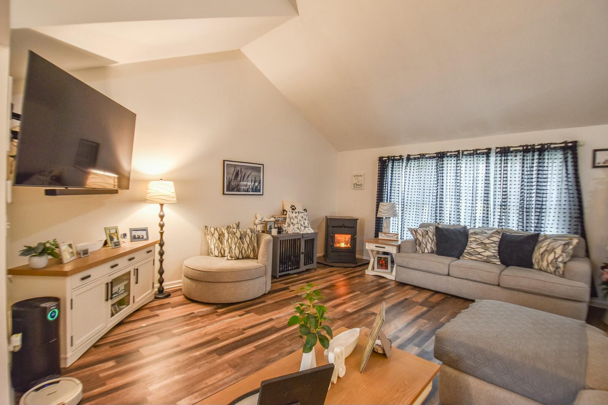 981 Generic Drive Quincy, MI 49082 - Photo 11 of 38 tempImageJ5CjCV