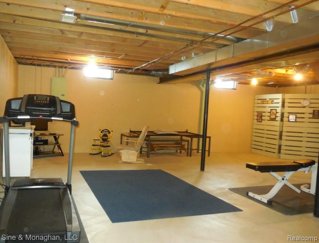 1900 River Road St. Clair, MI 48079 - Photo 22 of 27 20 -tornberg 246.jpg