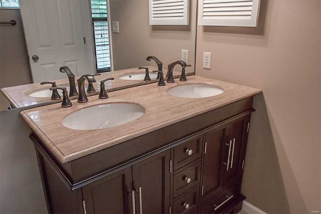 3033 Olde Post Road St. Louis, MO 63129 - Photo 23 of 37 Gallery Image 23