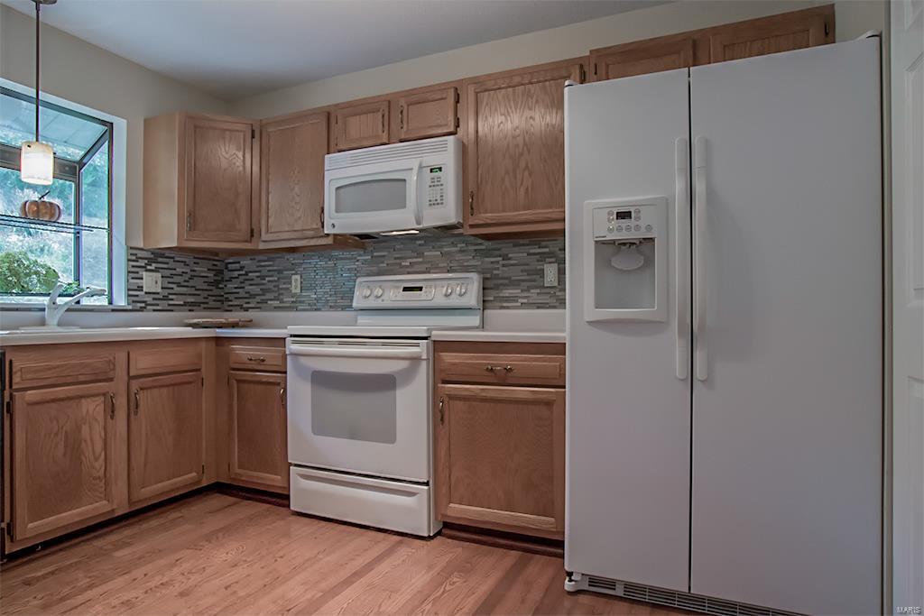 3033 Olde Post Road St. Louis, MO 63129 - Photo 10 of 37 Gallery Image 10