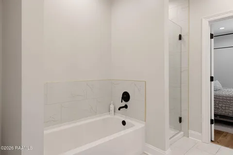$240,000 | 300 Ave B, Unit B, Broussard, LA 70518