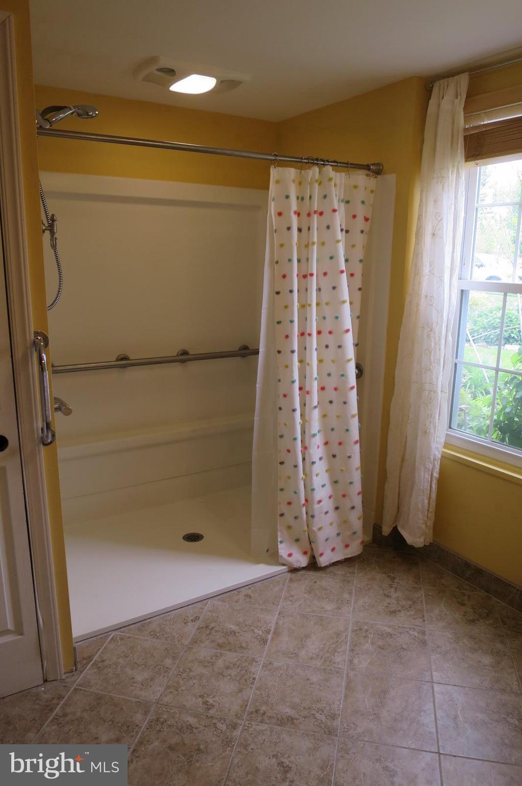 552 Ivyland Road Warminster, PA 18974 - Photo 23 of 25 Gallery Image 23
