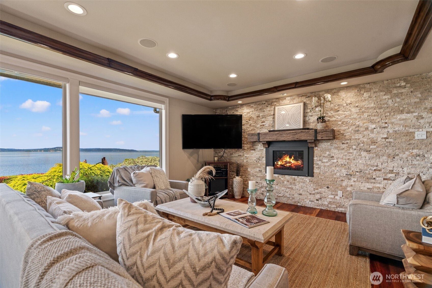 8723 Talbot Road Edmonds, WA 98026 - Photo 11 of 40
