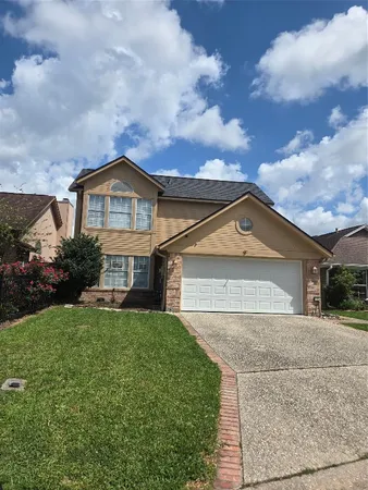 $2,200 | 1015 Green Meadow Street, Beaumont, TX 77706