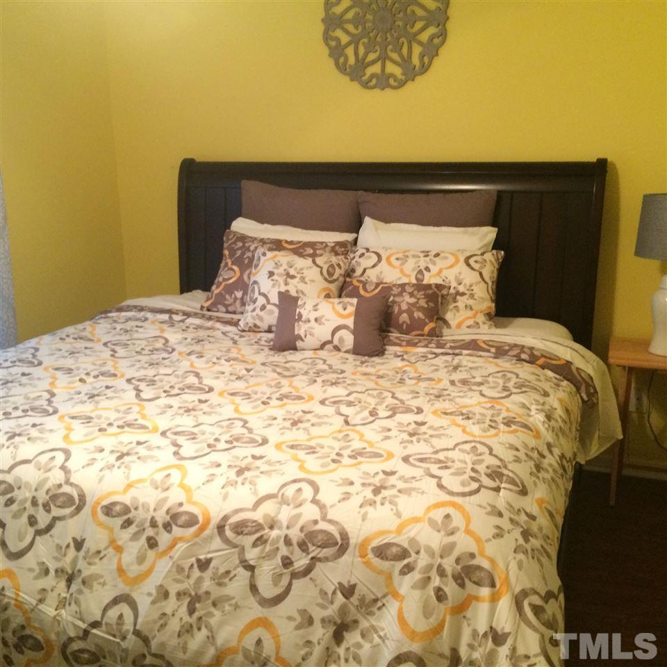 2104 Walnut Bluffs Lane Raleigh, NC 27610 - Photo 9 of 12 Gallery Image 9