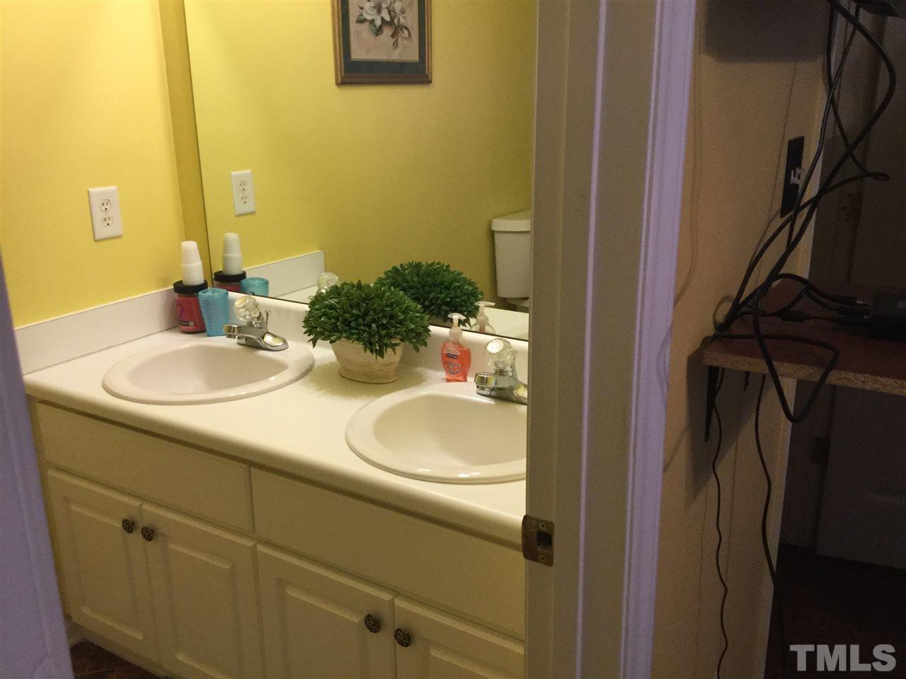 2104 Walnut Bluffs Lane Raleigh, NC 27610 - Photo 10 of 12 Gallery Image 10