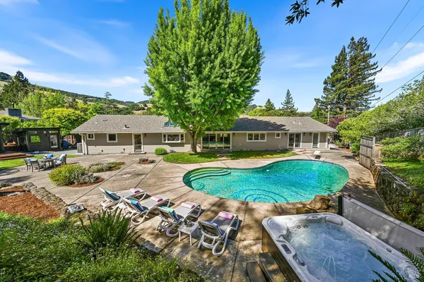 $3,195,000 | 18 Dutch Valley Lane, San Anselmo, CA 94960
