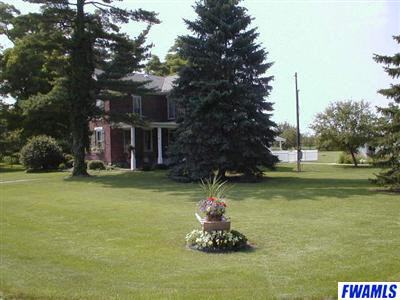 126 West Lamont Road Huntington, IN 46750 - Photo 2 of 4 Gallery Image 2