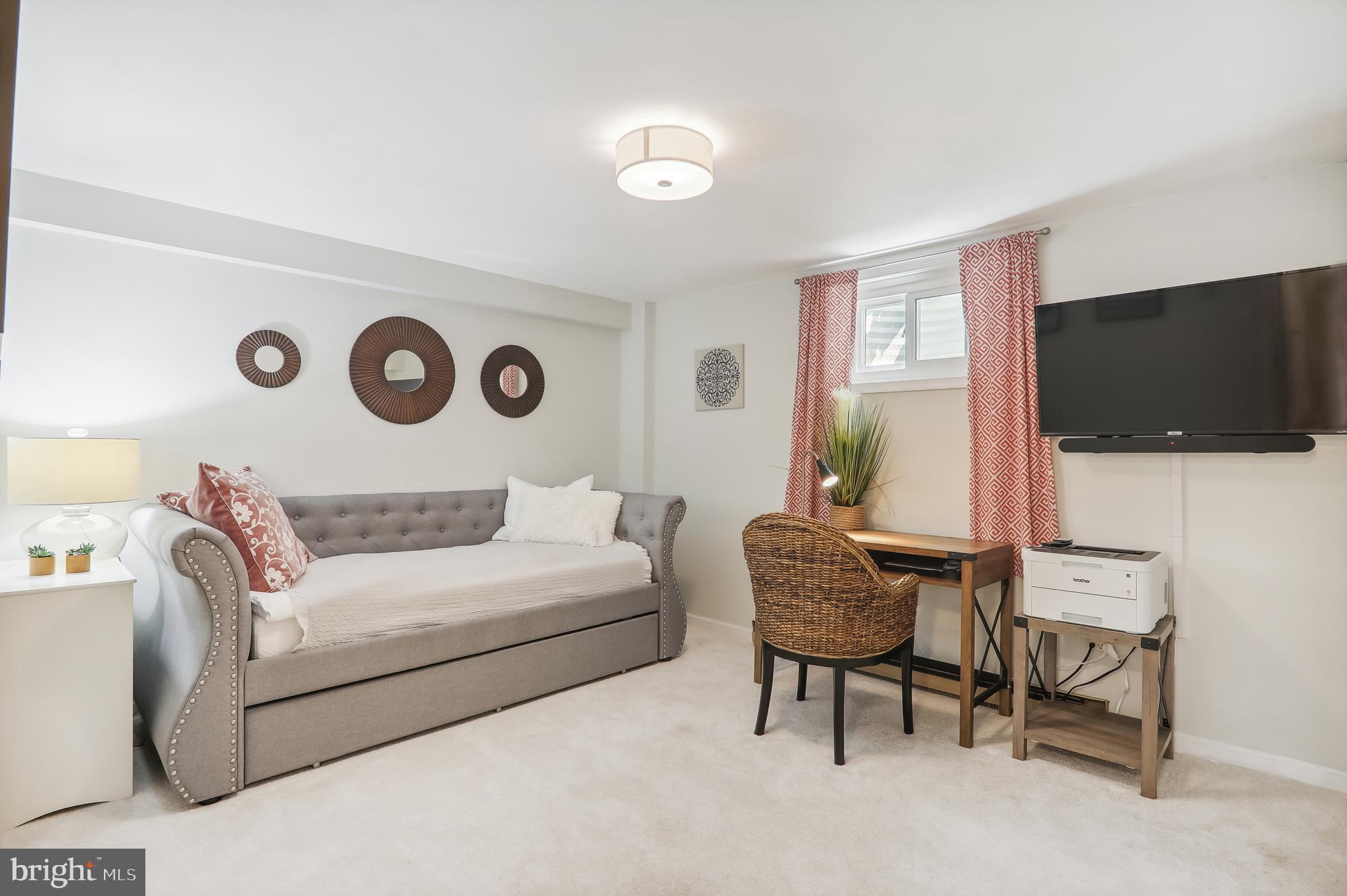 7613 Sebago Road Bethesda, MD 20817 - Photo 41 of 51 Office / Guest Space