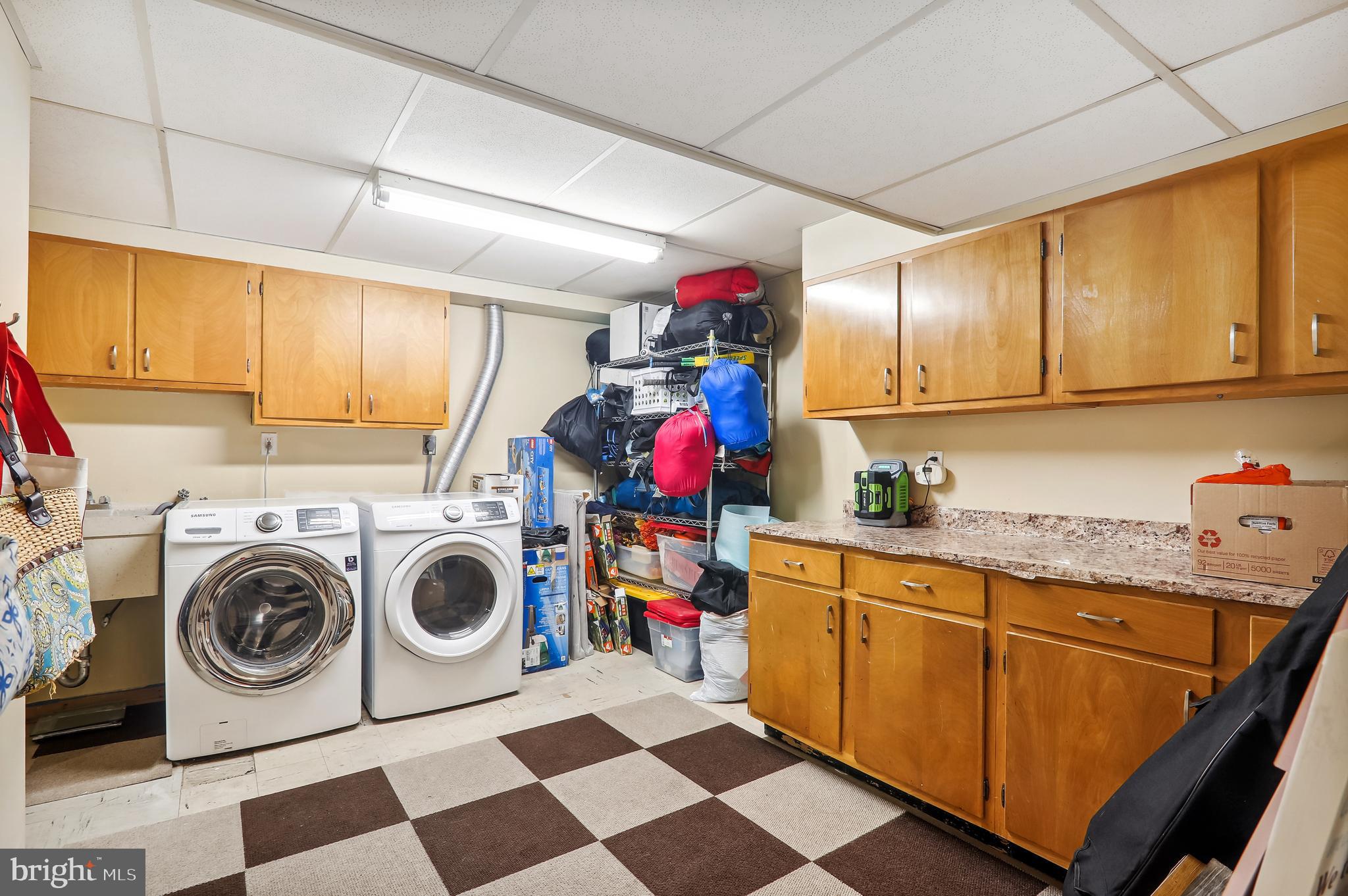 7613 Sebago Road Bethesda, MD 20817 - Photo 44 of 51 Laundry