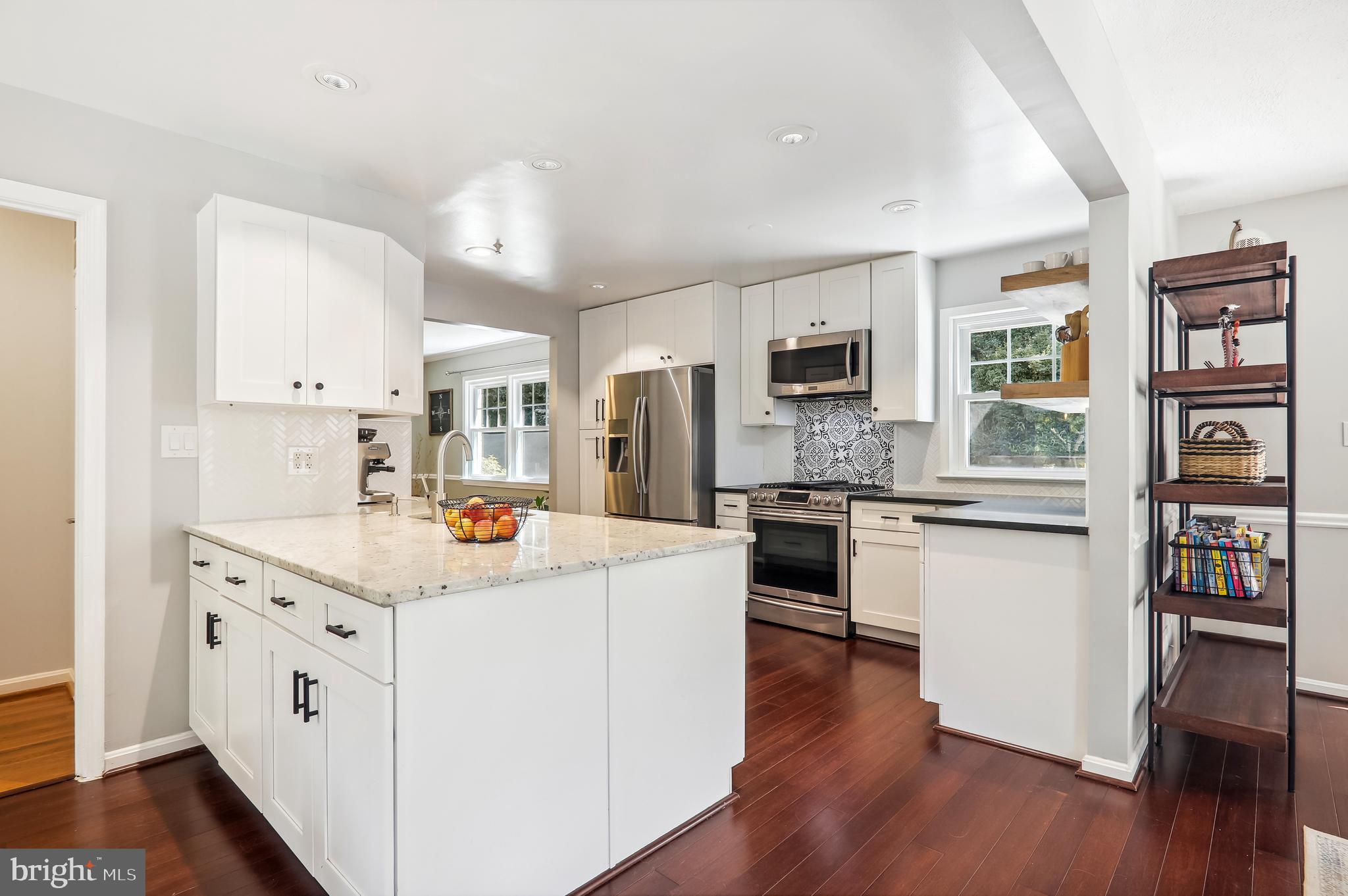 7613 Sebago Road Bethesda, MD 20817 - Photo 9 of 51