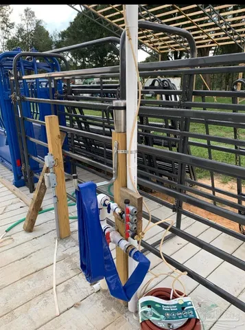 a view of a yard with furniture