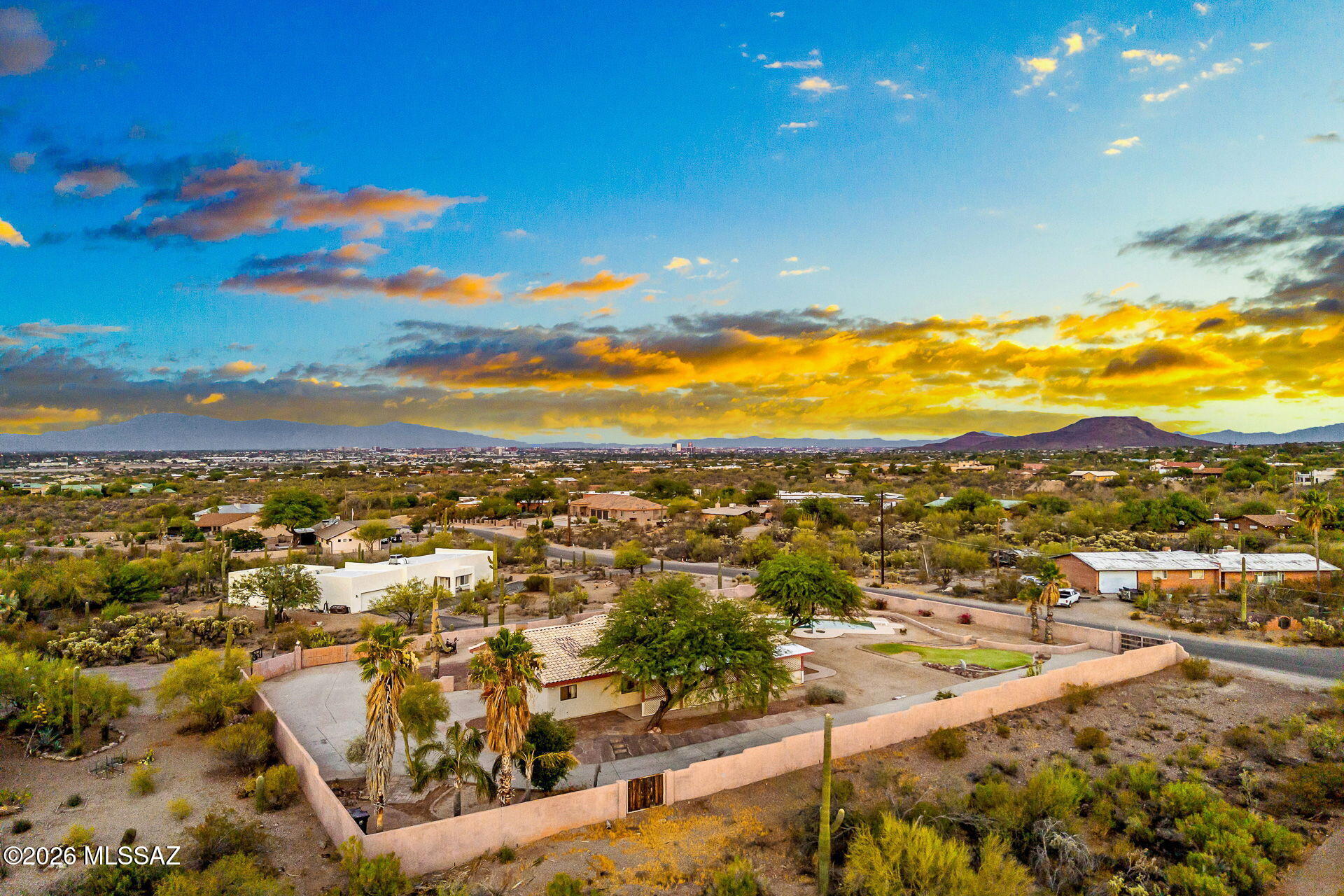 3310 West Morgan Road Tucson, AZ 85745 - Photo 4 of 44