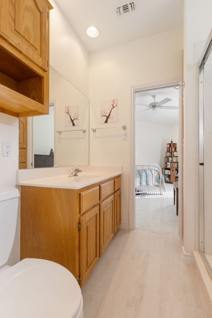 1817 Summit Point Drive Kerrville, TX 78028 - Photo 18 of 26