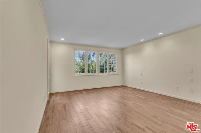 $10,995 | 2202 The Terrace, Los Angeles, CA 90049