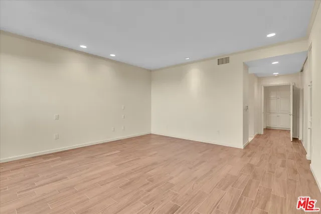 $10,995 | 2202 The Terrace, Los Angeles, CA 90049