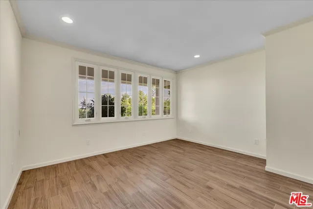 $10,995 | 2202 The Terrace, Los Angeles, CA 90049