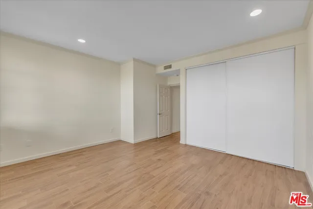 $10,995 | 2202 The Terrace, Los Angeles, CA 90049