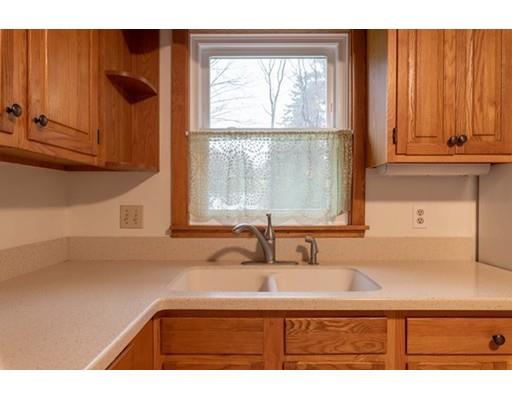 21 Hartman Road Amherst, MA 01002 - Photo 5 of 15 Gallery Image 5