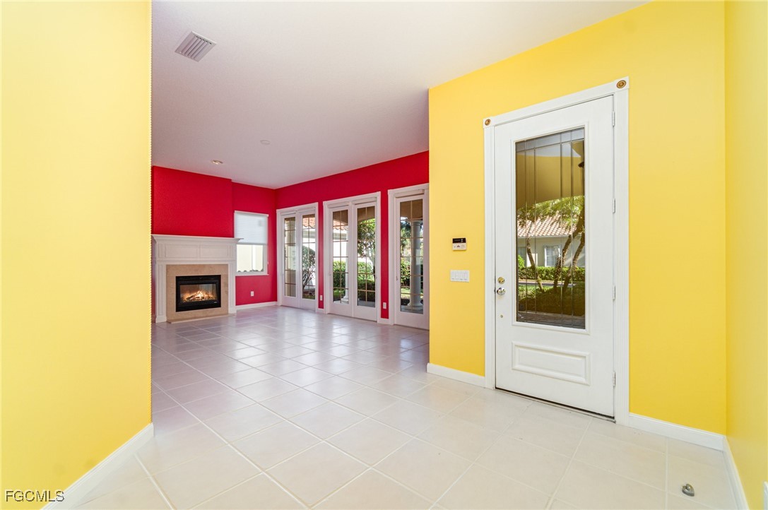 3461 Anguilla Way Naples, FL 34119 - Photo 12 of 33