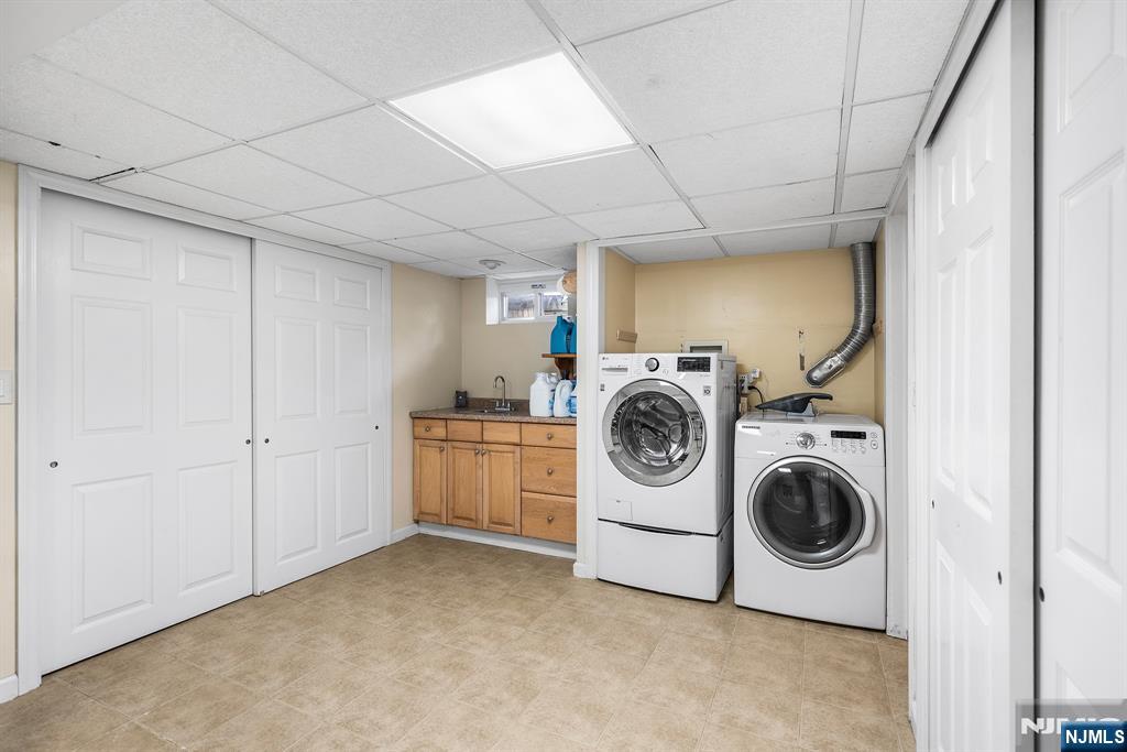 124 Crain Road Paramus, NJ 07652 - Photo 24 of 48