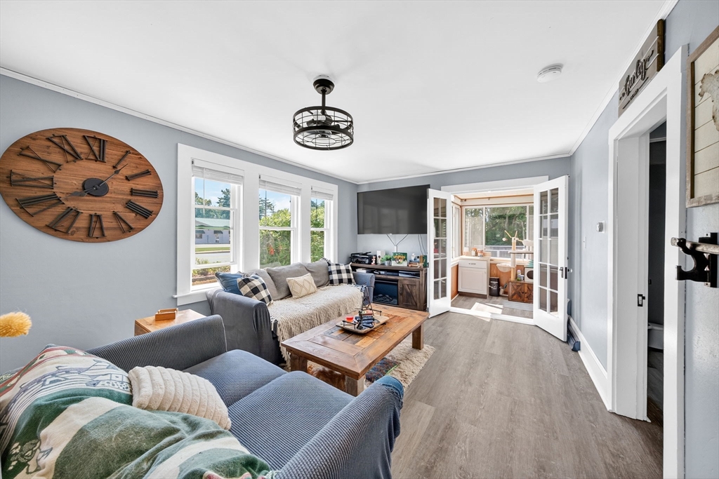 261 Marion Road Wareham, MA 02571 - Photo 9 of 22 Gallery Image 9