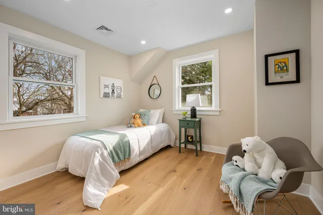 $1,095,000 | 211 Bryn Mawr Avenue, Bala Cynwyd, PA 19004