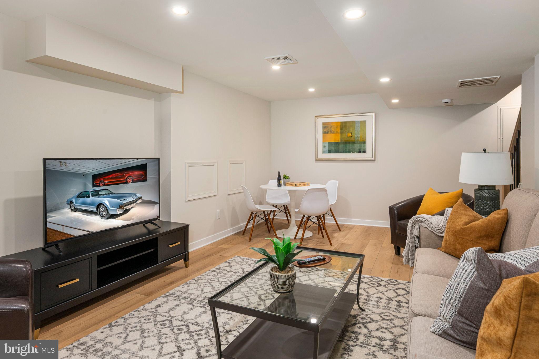 211 Bryn Mawr Avenue Bala Cynwyd, PA 19004 - Photo 41 of 59 Modern living space with stylish decor.