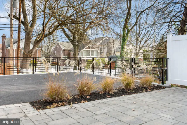 $1,095,000 | 211 Bryn Mawr Avenue, Bala Cynwyd, PA 19004