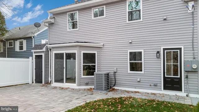 $1,095,000 | 211 Bryn Mawr Avenue, Bala Cynwyd, PA 19004