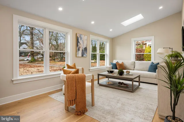 $1,095,000 | 211 Bryn Mawr Avenue, Bala Cynwyd, PA 19004